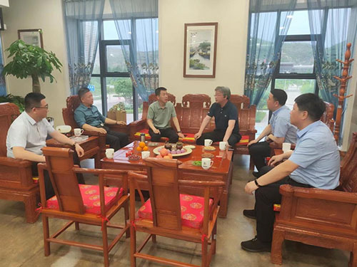 上海ag旗舰厅集团总经理张世洪一行赴山西企业走访座谈(图4)