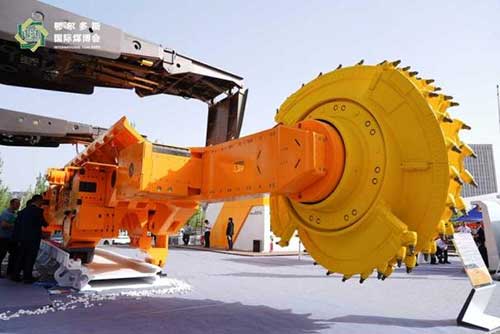 上海ag旗舰厅集团参展第十八届鄂尔多斯国际煤博会取得圆满成功(图8)